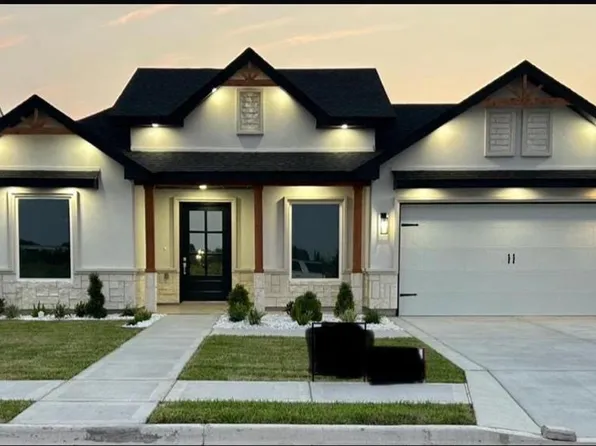 1021 Broken Arrow Dr, Alamo, TX 78516