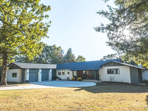 10659 Lakemont Dr, Rolla, MO 65401