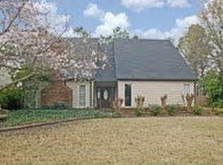 8517 Farmington Cv, Germantown, TN 38139