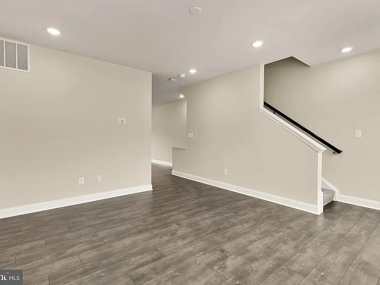 35193 Wright Way — Photo 11