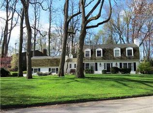 2390 Adare Rd, Ann Arbor, MI 48104