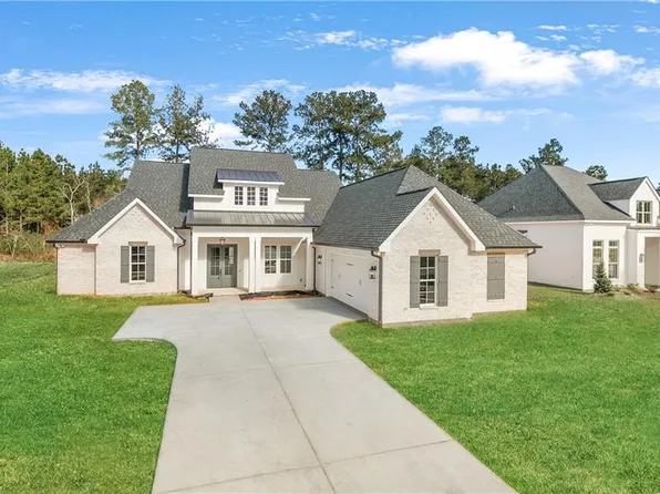 391 Rue Charlotte St, Madisonville, LA 70447