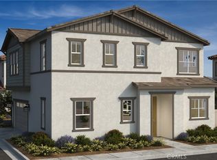 385 Willow Run Ln, Carson, CA 90745