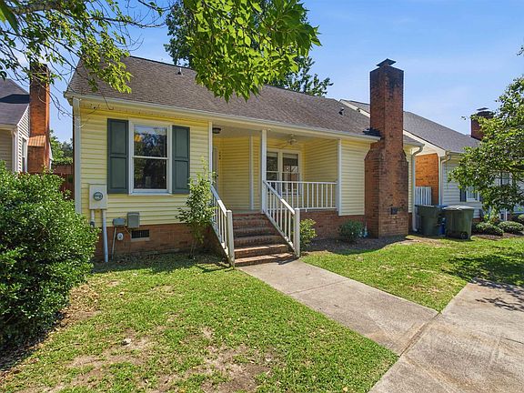 2nd image of 134 Village Walk