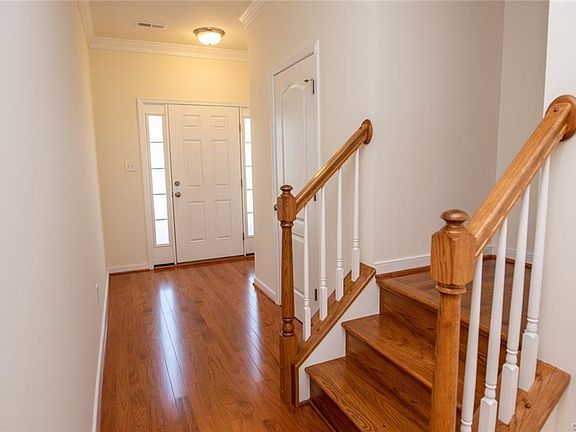 3rd image of 7213 Jackson Arch Dr #7213