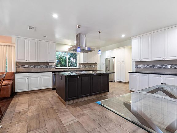 3rd image of 6823 Northford Dr