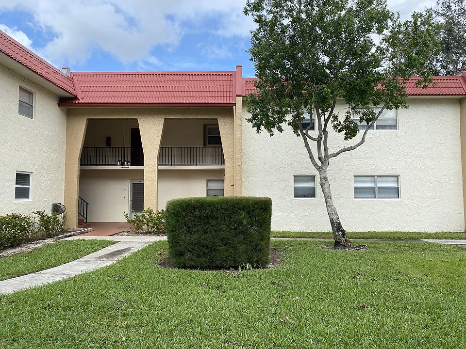 1st image of 153 Lake Evelyn Dr