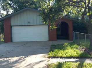 1417 Cypress Ct, Junction City, KS 66441