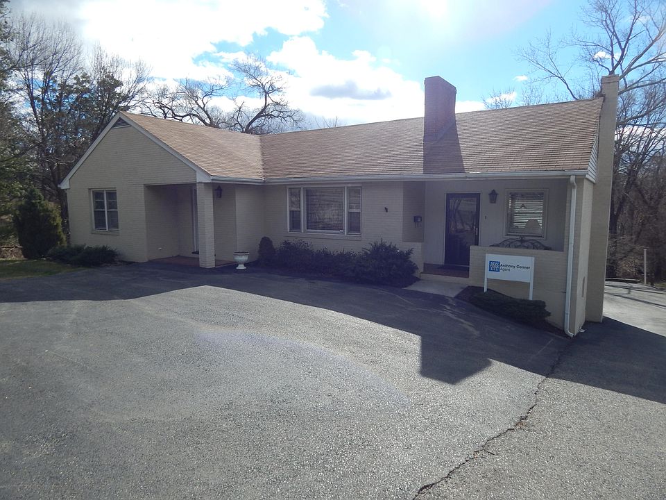 1st image of 917 Washington Ave