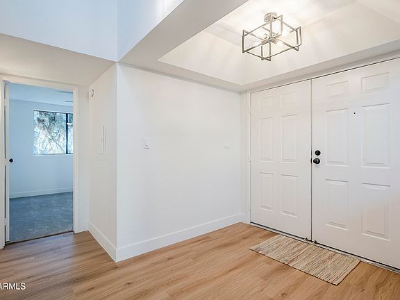 4th image of 18811 N 19TH Avenue #3018