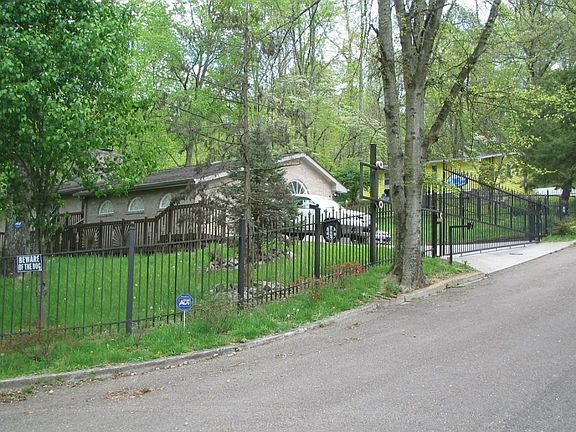 4th image of 4500 Norwalk Ave