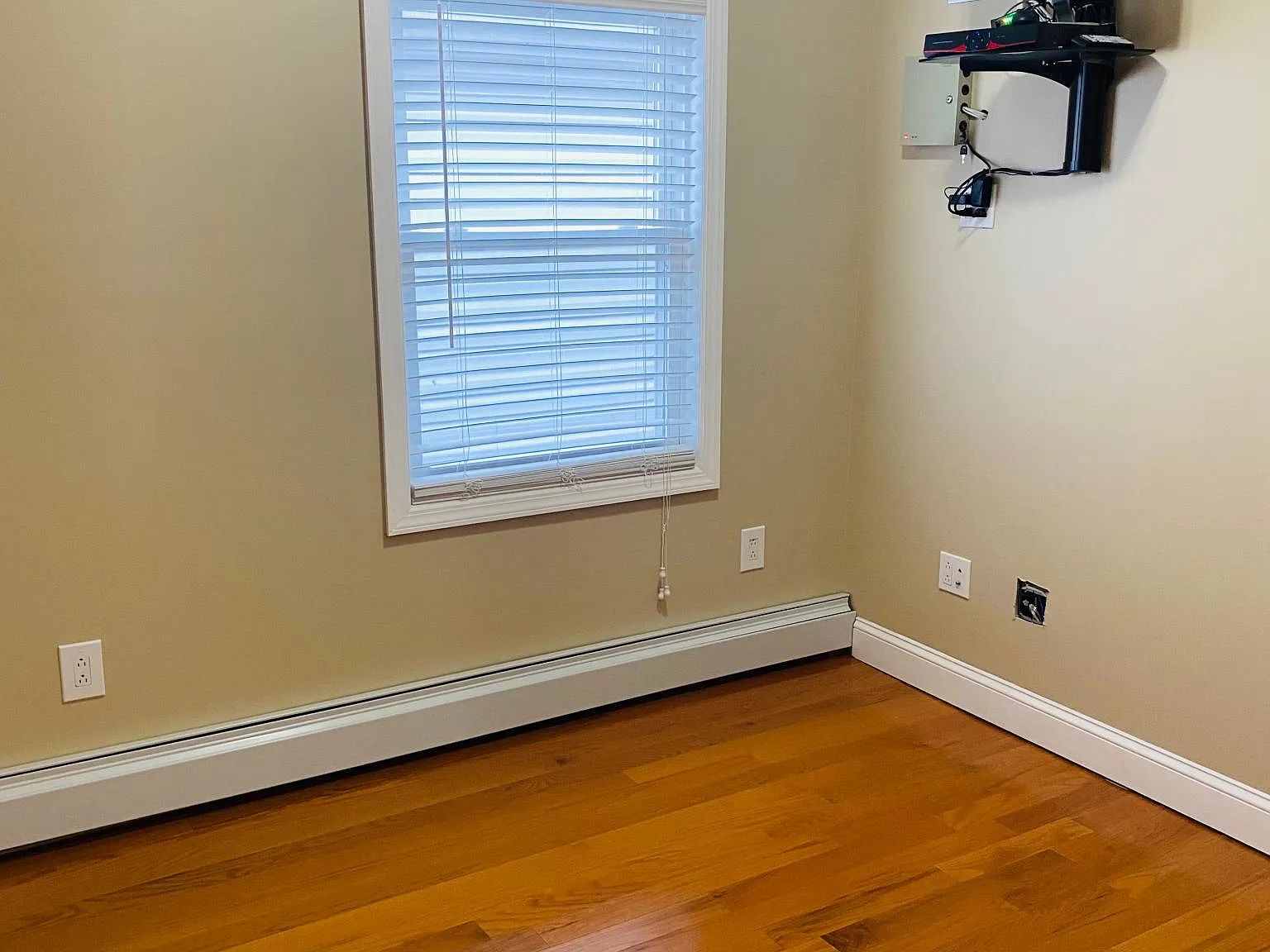 3 bed, 1440 sqft, $3,495 — Photo 4