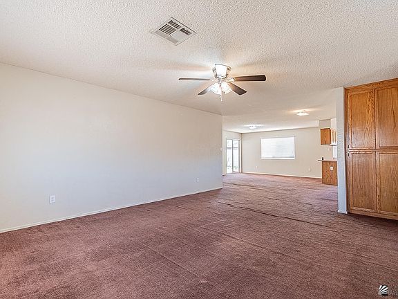 4th image of 2869 S 32nd Ave