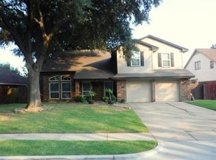 338 Baldwin St, Grand Prairie, TX 75052