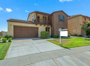822 E McKeller Ct, Azusa, CA 91702