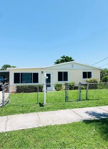 2730 S Avenue Avenue, West Palm Beach, FL, 33407