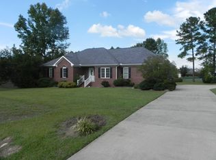 303 Labonte Dr, Pikeville, NC 27863