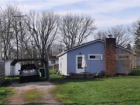 7014 Pymatuning Lake Rd, Andover, OH 44003