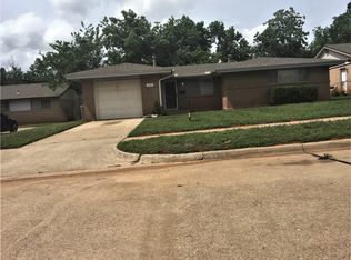 3401 Eastwood Cir, Del City, OK 73115