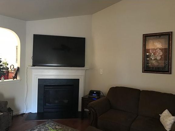 2nd image of 201 Norwood Ct S