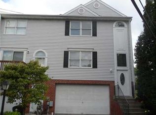 133 Parliament Pl, Pittsburgh, PA 15236