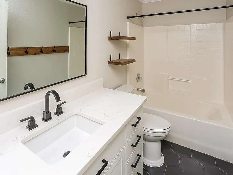 10921 Emerald Park Ln — Photo 15