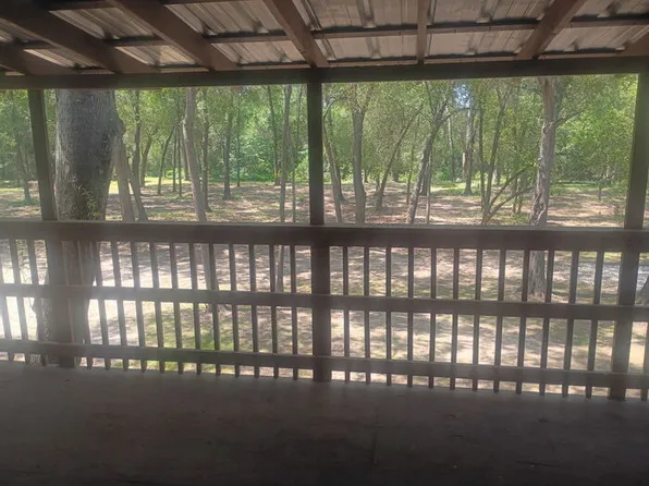 738 Old Pin Oak Rd, Paige, TX 78659