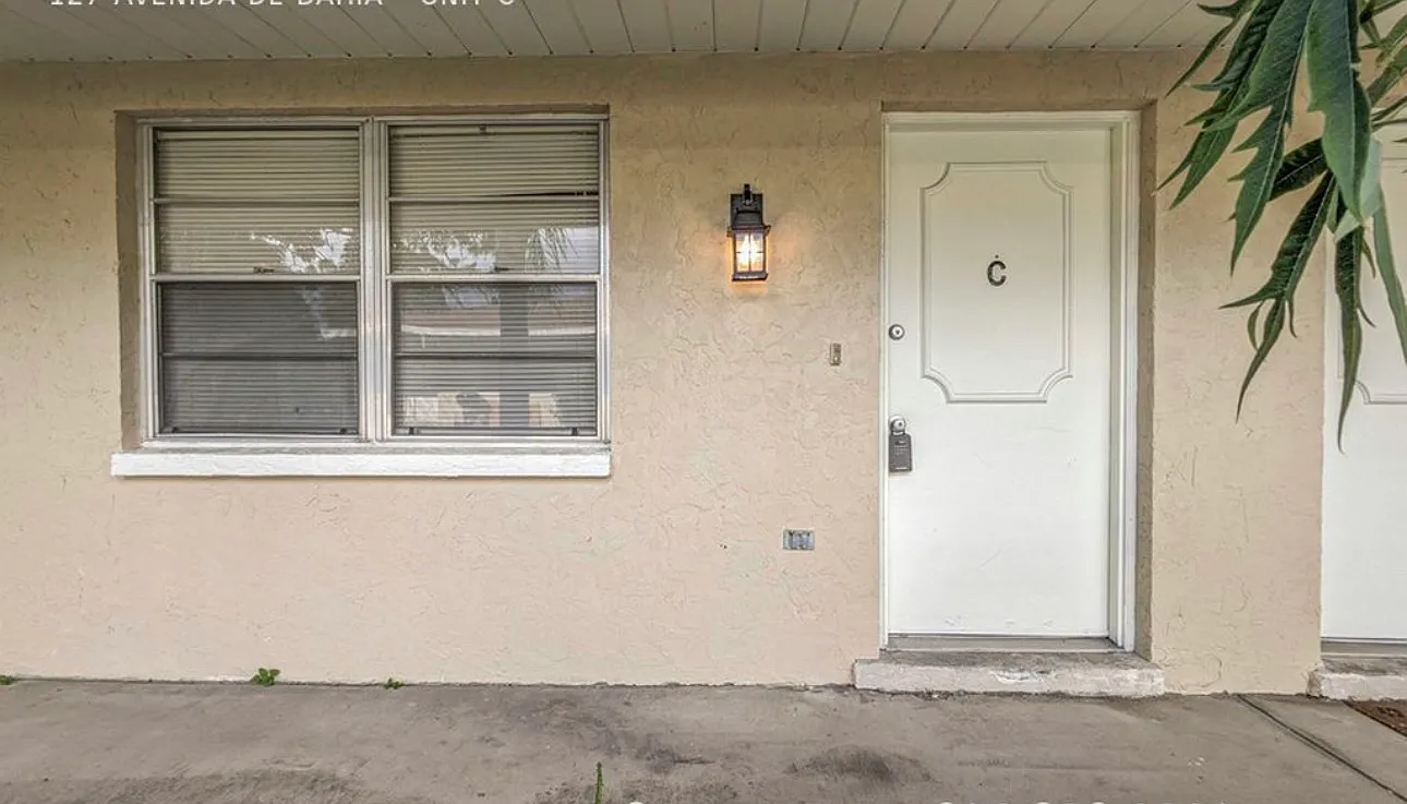 1 bed, 700 sqft, $1,350 — Photo 3
