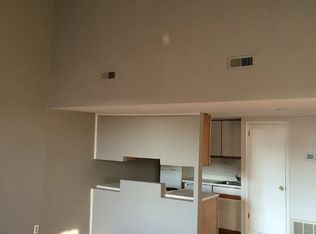 906 Spruce St APT 7, Philadelphia, PA 19107