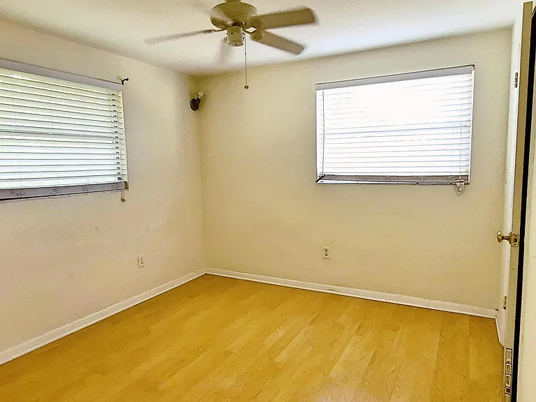 1620 Rainbow Dr — Photo 5