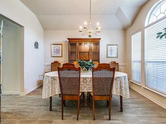 5th image of 3532 Cedar Creek Ln