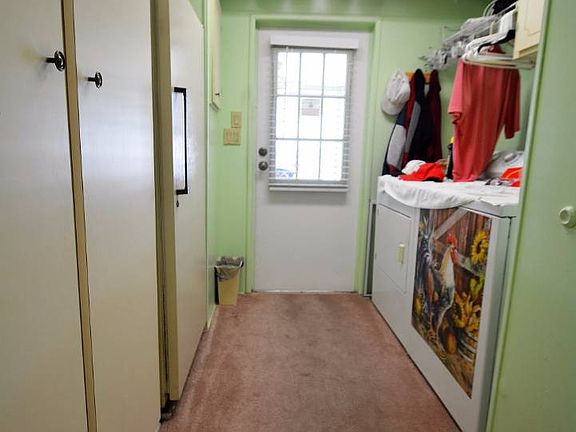 5th image of 505 Caymen Dr