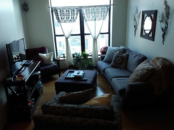 5th image of 1160 W Grand Ave APT 2F
