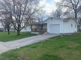 506 S 19th St, Unionville, MO 63565