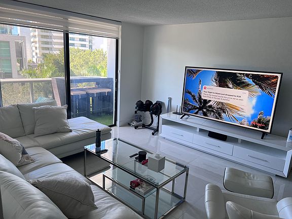4th image of 6039 Collins Ave APT 636