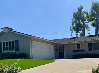 6155 Le Sage Ave, Woodland Hills, CA 91367