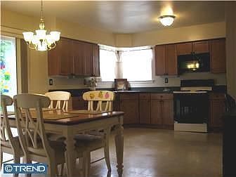 2nd image of 6002 Waterview Cir