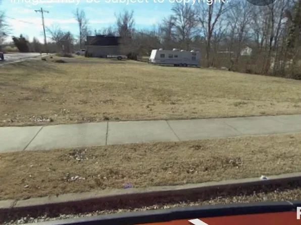 1001 W Grand Ave, Carterville, IL 62918