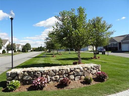 2nd image of 20 Russell Farm Dr