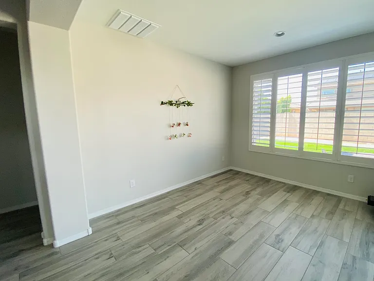 8928 W Missouri Ave — Photo 30