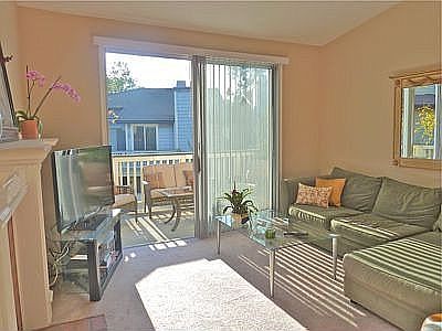 4th image of 2394 Pleasant Way Unit L