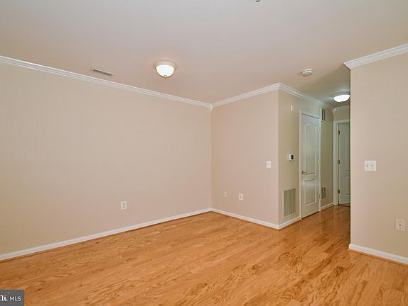 4th image of 1411 Bonnett Pl Unit 232