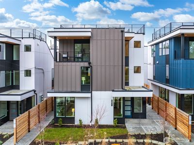 8831 C Wallingford Avenue N, Seattle, WA, 98103