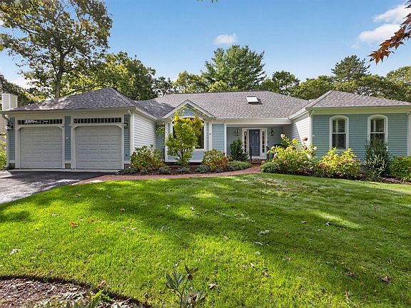 2nd image of 71 Forest Hills Road
