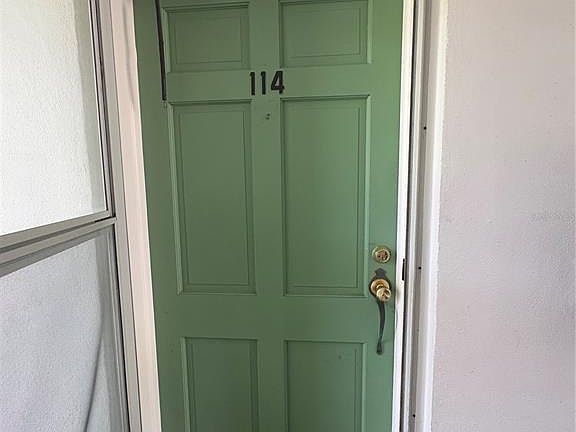 3rd image of 200 Glennes Ln APT 114