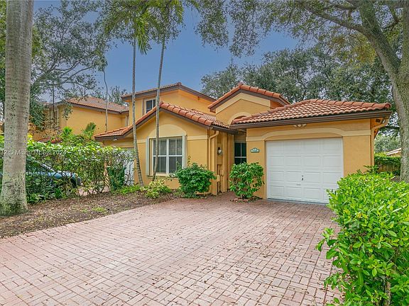 2nd image of 14028 S Forest Oak Cir