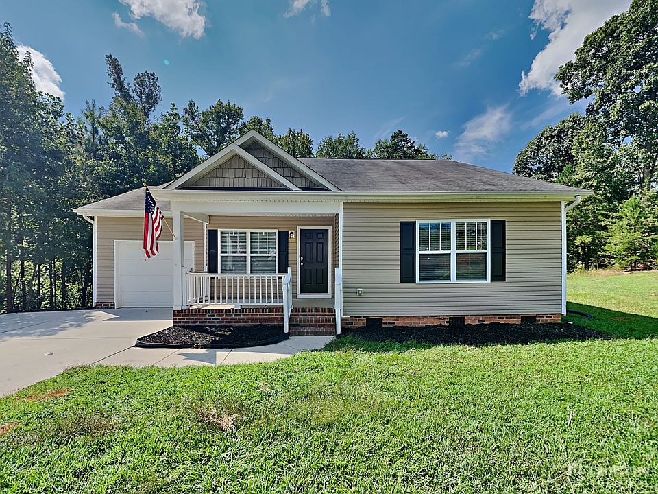 1st image of 1334 Laurel Woods Dr
