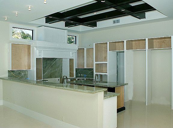 5th image of 700 S Ocean Blvd