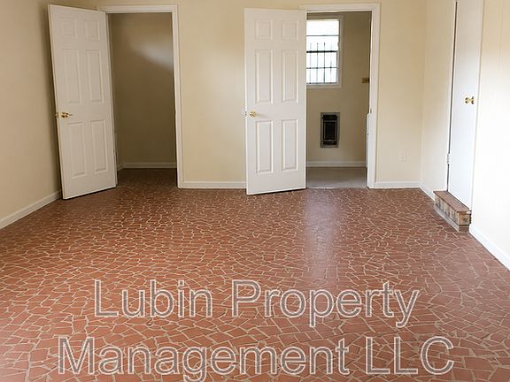 2nd image of 3266 Rochester Rd