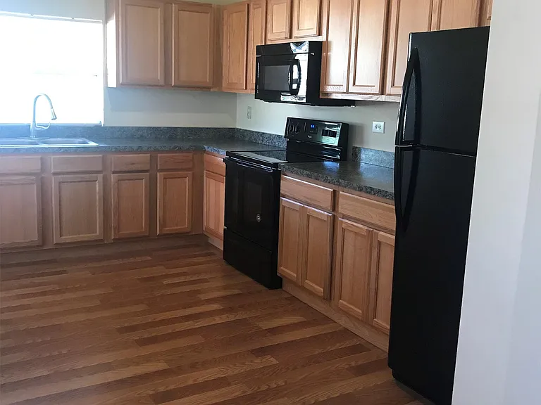 522 Mabbette St #5 — Photo 1